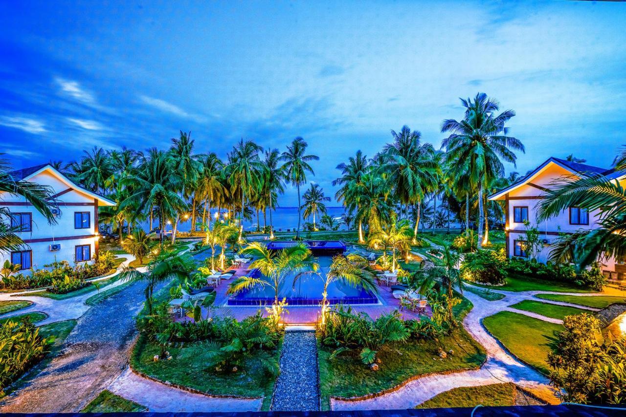 Retreat Siargao Resort General Luna  Exterior photo